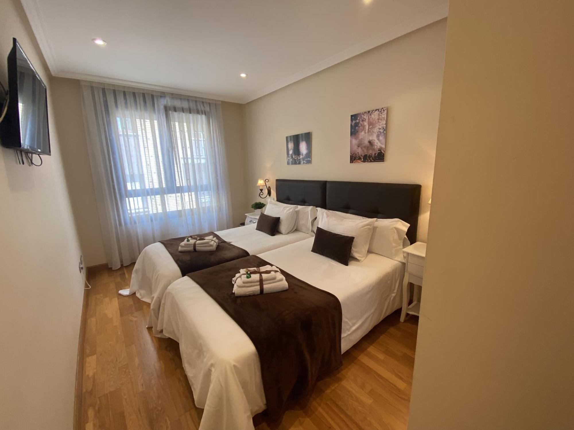 Clarens Guesthouse Cangas De Narcea Exterior photo